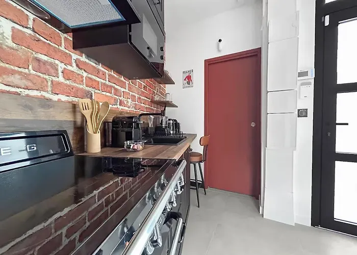 104 - De Gamme, Wifi, Climatisation